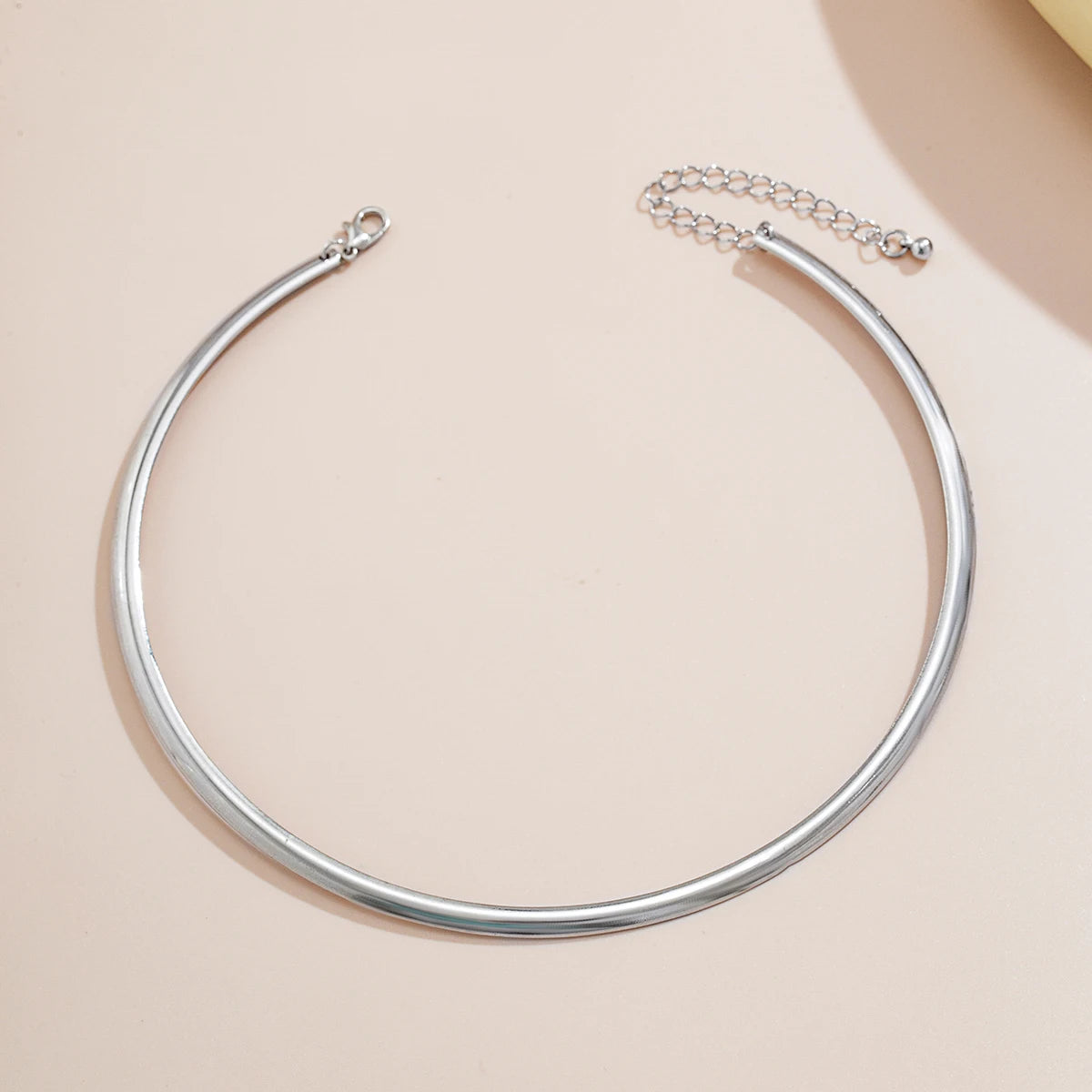 Chunky Circle Torque Necklac