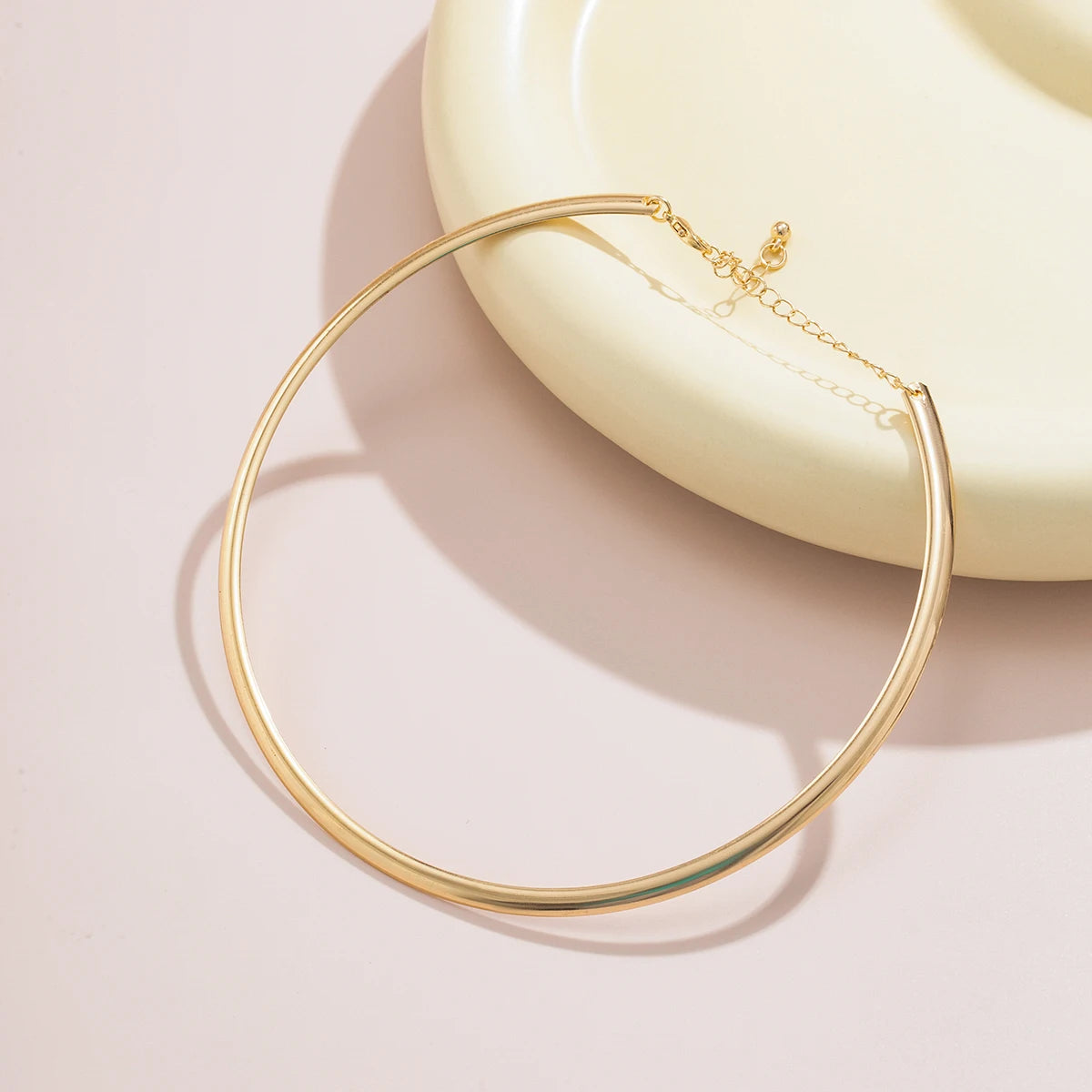 Chunky Circle Torque Necklac