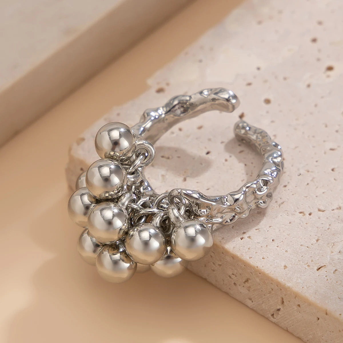 Cluster ring